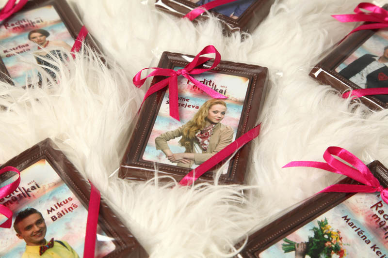 Anniversary Marketing - Framed Chocolate Picture in a Polybag with Ribbon, 90g