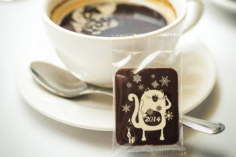 Chocolate with Ready Designs - 7g Cat - Chocolate Bar