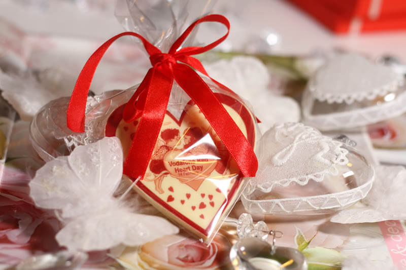 Valentine Day Chocolates - Chocolate Heart in a Bag with Ribbon, 30g