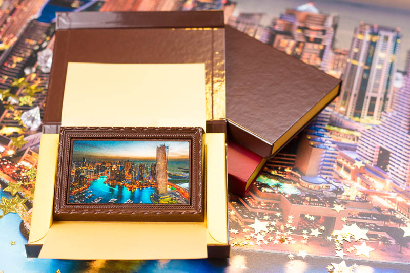 Framed Chocolate Picture in a box with magnet, 90g