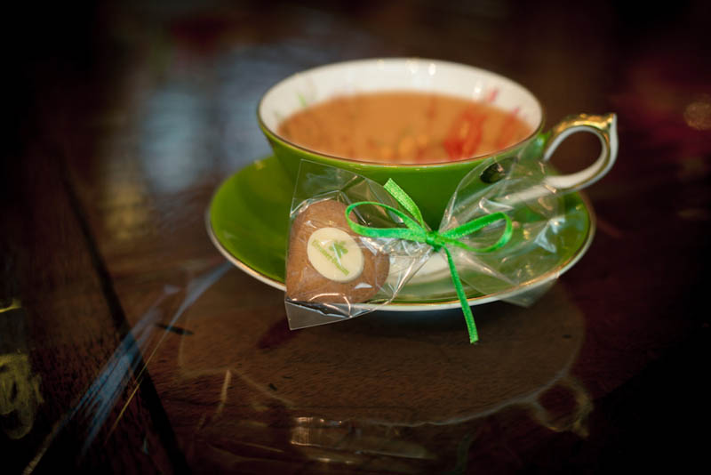 Coffee Chocolates - Gingerbread biscuit / Pepper Cookie with Chocolate in a Polybag with Ribbon, 5g